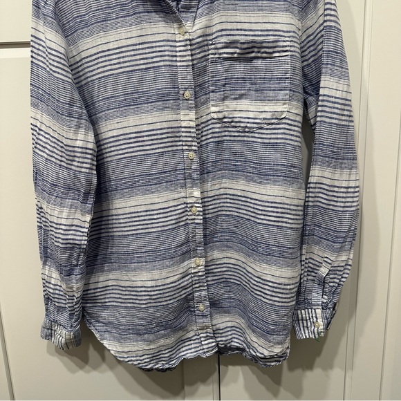GAP women’s medium linen Striped blue/white Shirt,coastal,casual,travel,office - Picture 3 of 9